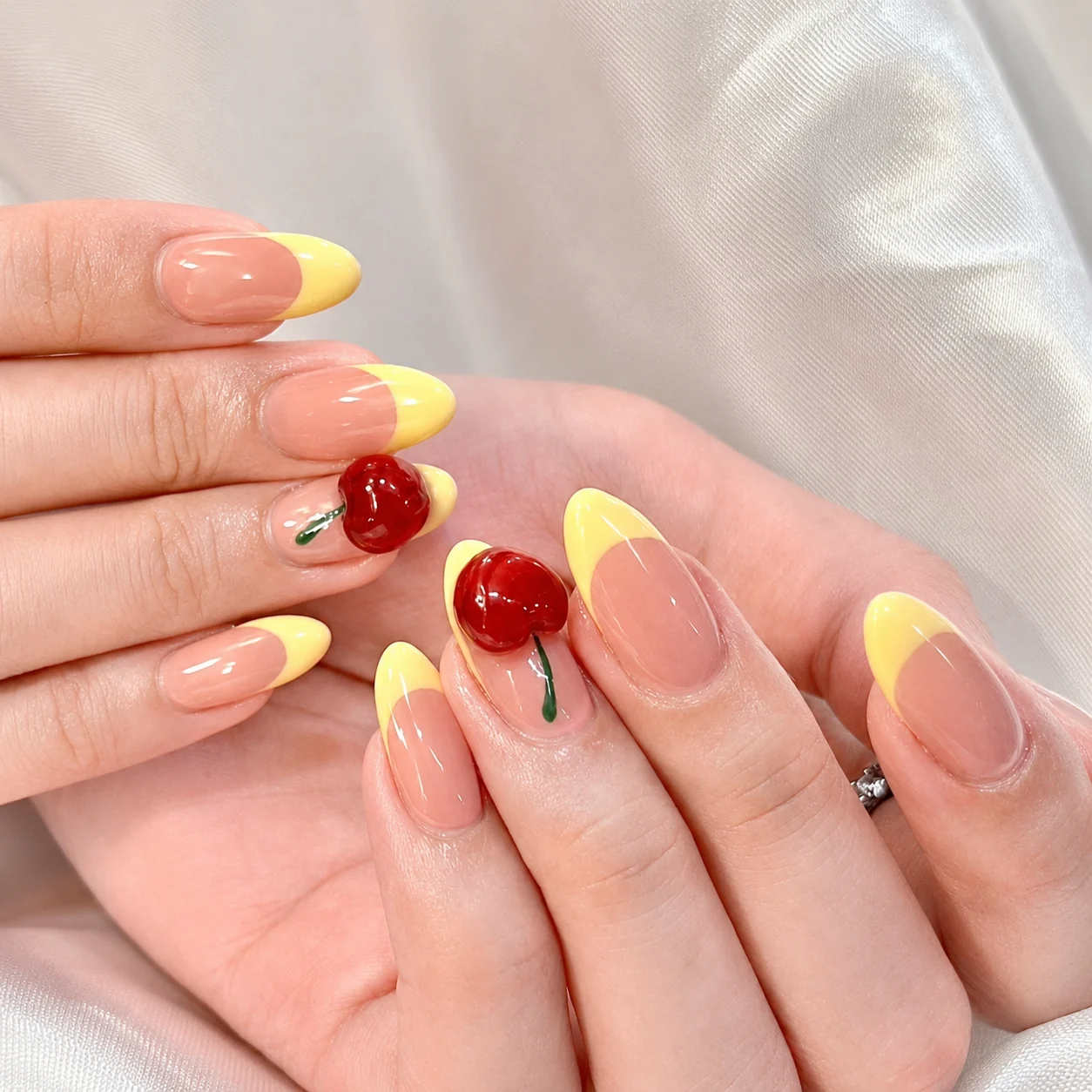 MARIM Nail & Spa work - Cherry French
